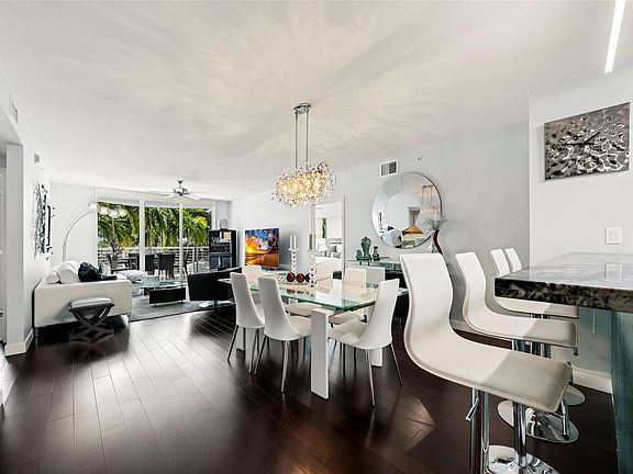 5th image of 2821 N Ocean Boulevard #208S