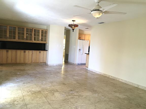 2nd image of 2724 NE 32nd St #2