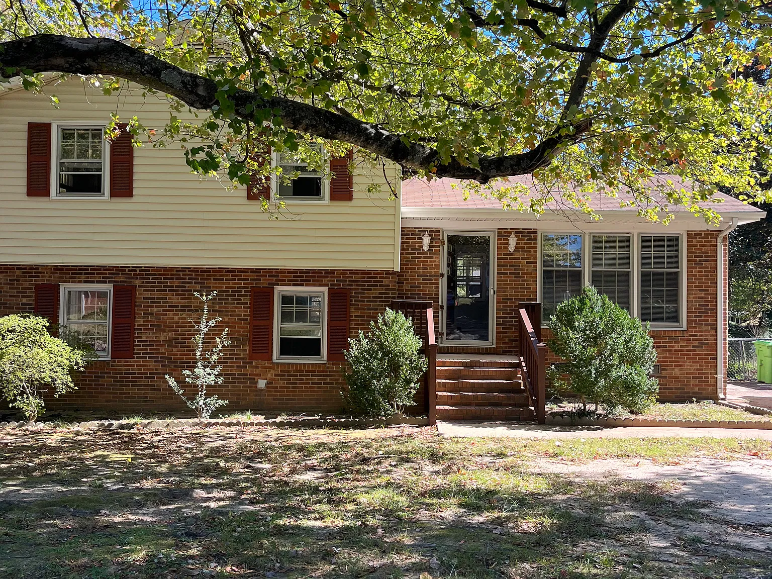 4 bed, 1362 sqft, $2,500 — Photo 2