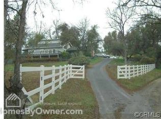 50121 School Rd, Oakhurst, CA 93644