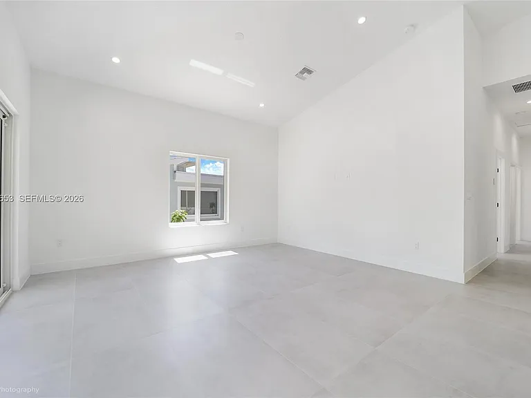 5 Bowen Dr — Photo 11