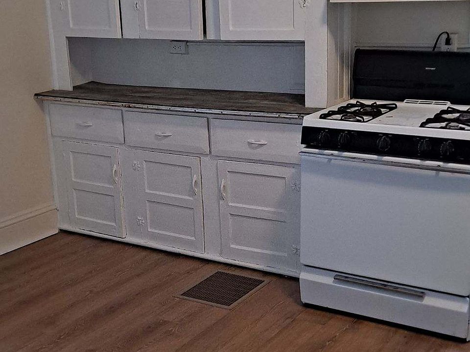 1st image of 201 W Yates St APT 6