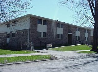 740 Cherry St APT 8, Oshkosh, WI 54901