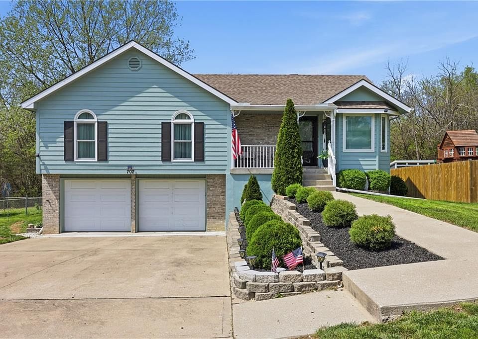 1st image of 707 Christopher Dr