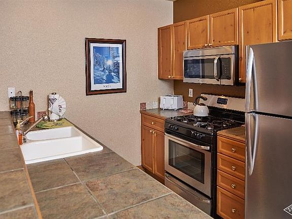3rd image of 240 Chapel Pl #Br311