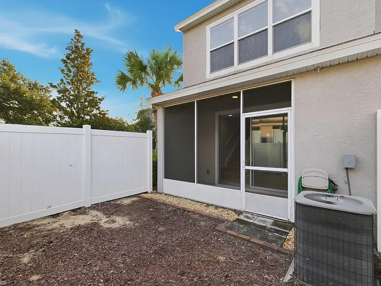 4482 SW 49th Ave — Photo 14