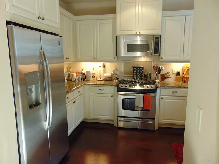 676 SW Trillium Creek Ter — Photo 6