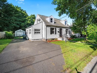 216 Windemere St, Springfield, MA, 01104