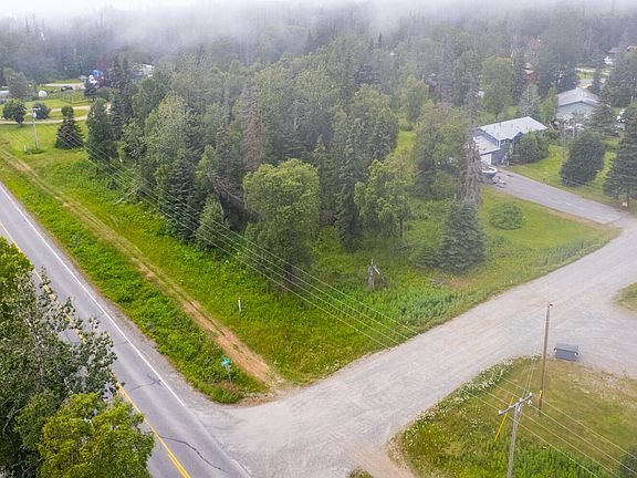 2nd image of 45611 Miller Loop Rd