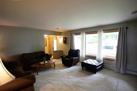 3rd image of 1514 Langlade Ave