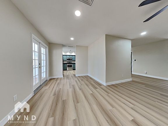 3rd image of 5721 S Siesta Ln