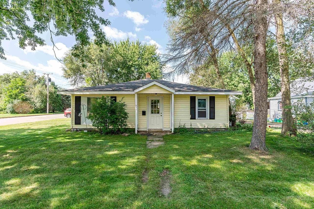 211 19TH STREET N, Wisconsin Rapids, WI 54494 Zillow