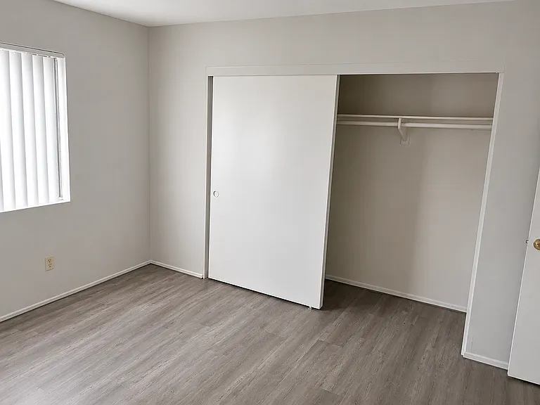 7138 Greeley St — Photo 19