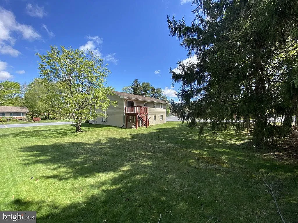 4 bed, 2156 sqft, $1,300 — Photo 4