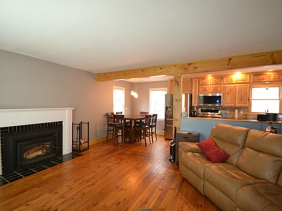 5th image of 1150 Taylor Ave