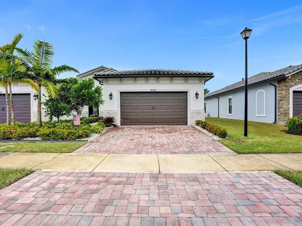 8327 W Blue Spring Drive #8327, Parkland, FL 33067