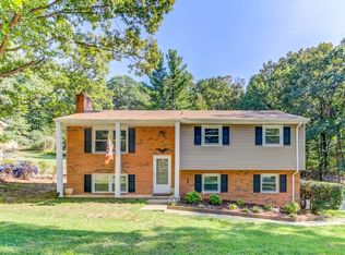 2224 E Ruritan Rd, Roanoke, VA 24012