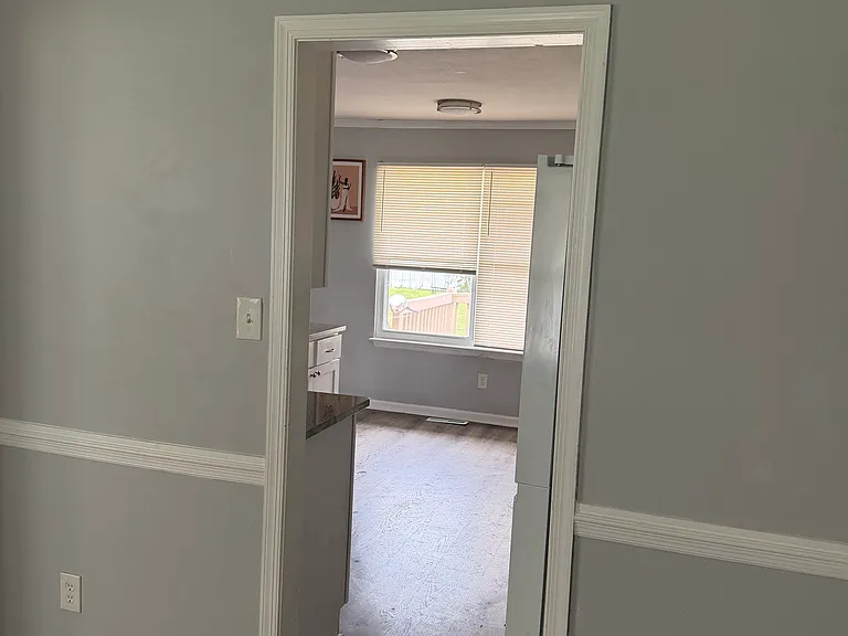 2825 Holiday Point Dr — Photo 12
