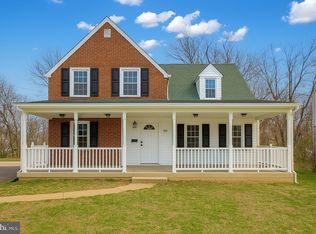 542 Arlington Ave, Milmont Park, PA 19033
