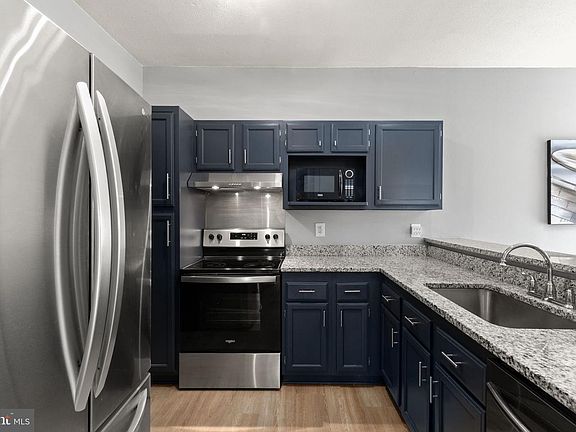 2nd image of 310 Canterbury Rd