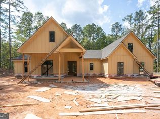 654 Sandhill Hickory Level Rd, Carrollton, GA 30116