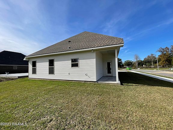 5th image of 138 Oak Haven Dr