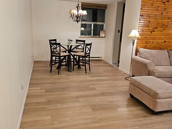 3rd image of 25 Kensington Rd #1912