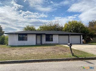 250 Skyview Ave, New Braunfels, TX 78130