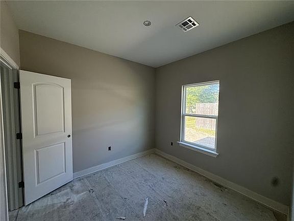 5th image of 505 Haney Ln