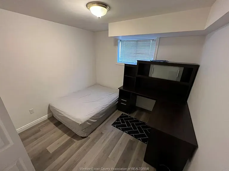 3717 Maguire St — Photo 10