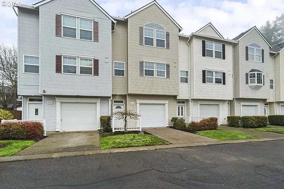 2 bed, 2.5 bath, 1172 sqft, $2,350 — Photo 2