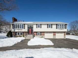 25 Anawan Ave, Saugus, MA 01906