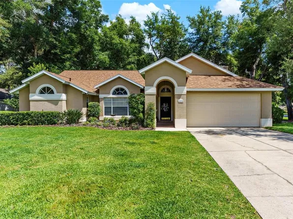 10115 Silver Bluff Dr, Leesburg, FL 34788