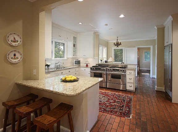 5th image of 4007 Normandy Ave