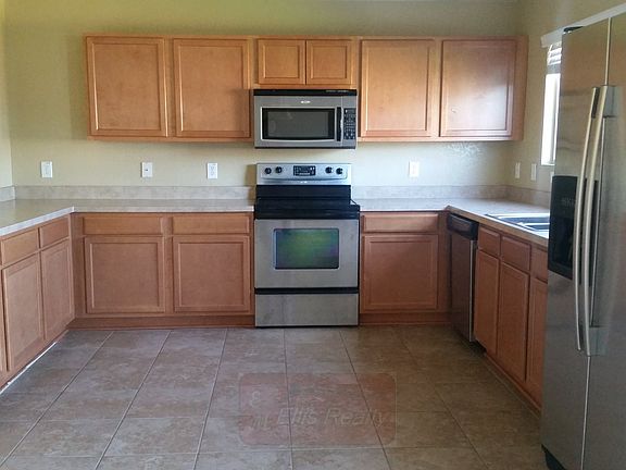 5th image of 9211 Beech Grv