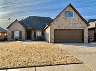 8100 NW 158th St, Edmond, OK 73013