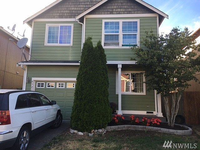1st image of 8327 4th St NE