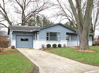 616 N 12th St, Clinton, IA 52732