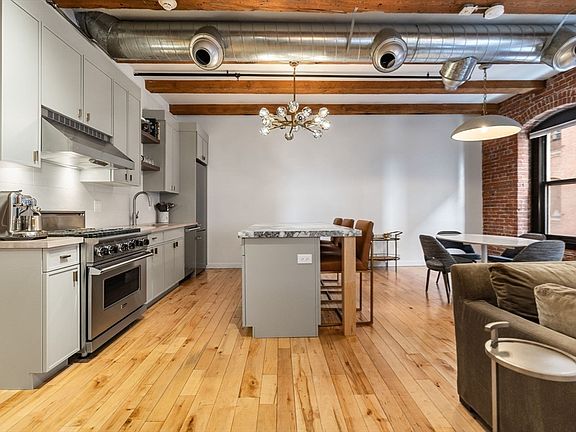 3rd image of 21 Wormwood St Unit 411
