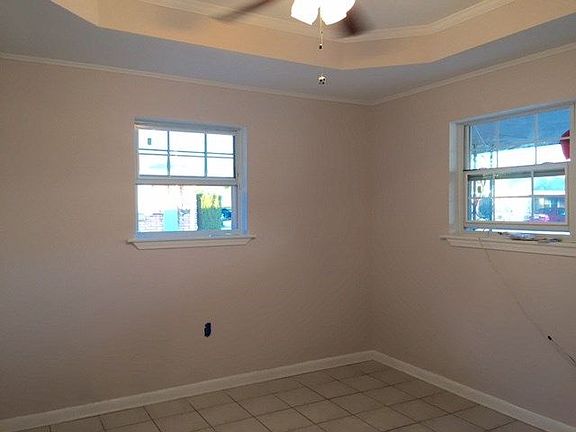 4th image of 4600 Sierra Madre Dr