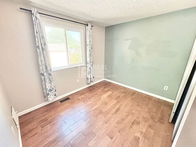 1493 S Biscay Ct — Photo 7
