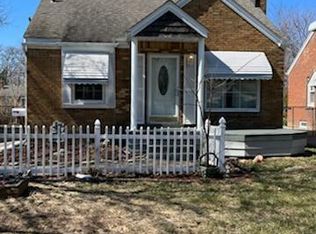 23051 David Ave, Eastpointe, MI 48021