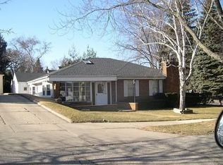 4905 76th St, Kenosha, WI 53142