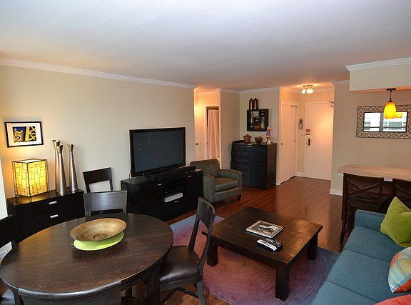 5th image of 3550 N Lake Shore Dr APT 1418