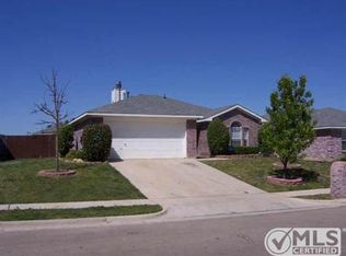 917 Dixon Ln, Denton, TX 76207