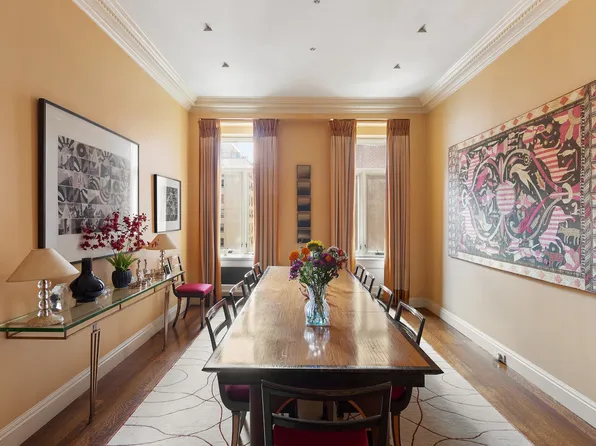 435 East 52nd Street image 2 of 12