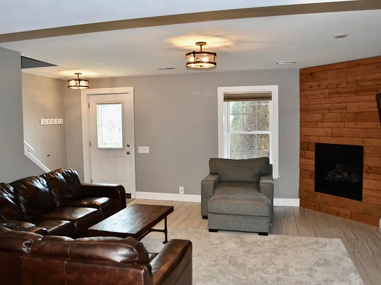 1117 Broad St #T2 — Photo 2