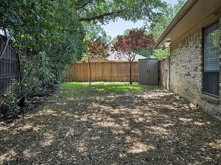 10504 Berry Knoll Dr — Photo 15
