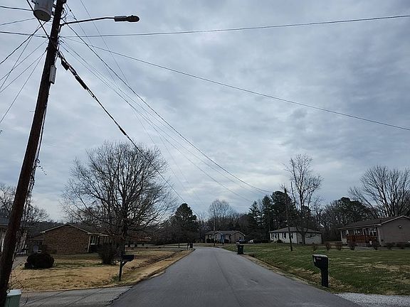 4th image of 105 Gilliam Ln