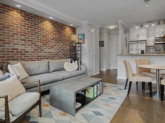 4th image of 233 E 86th St APT 7C